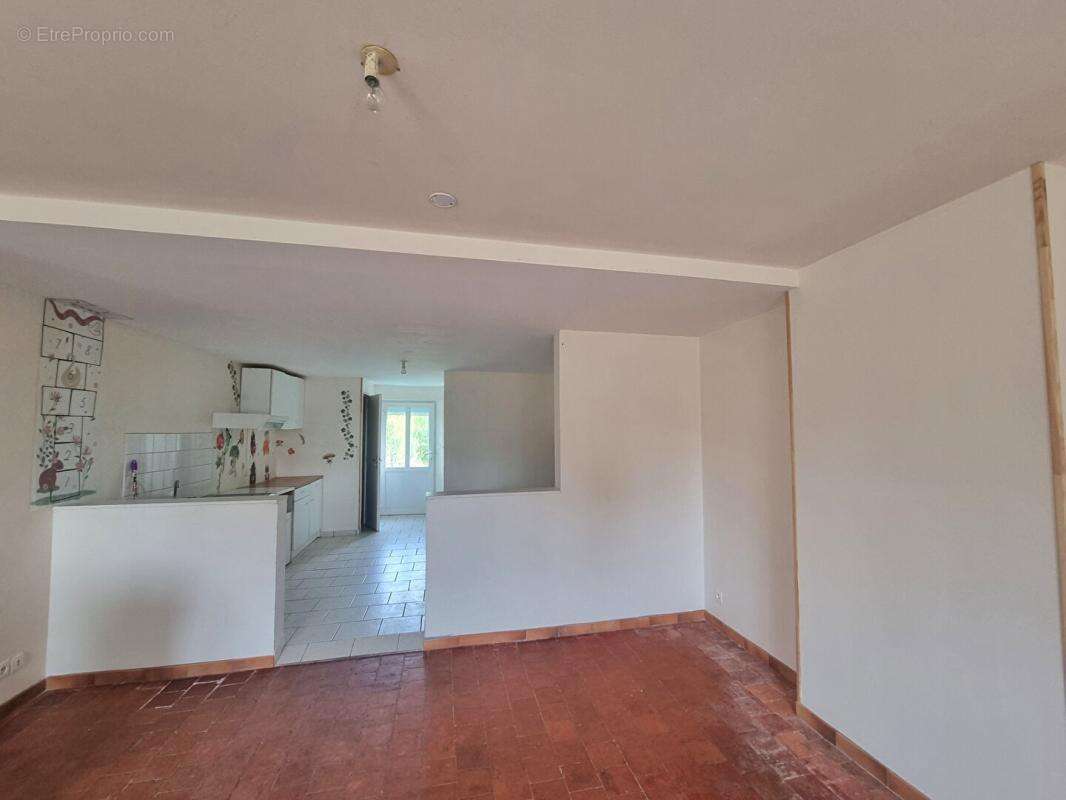 Maison  14 pièce(s) 311 m2 - photo 4