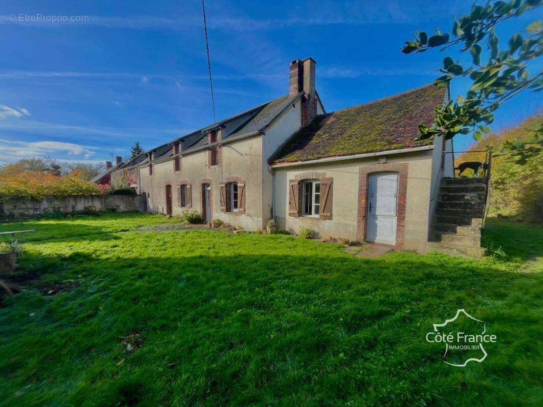 Maison à TANNERRE-EN-PUISAYE