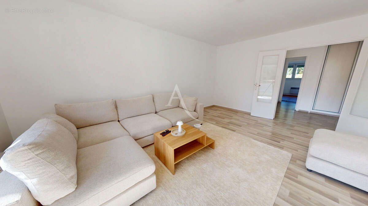 Appartement à VILLEMOMBLE