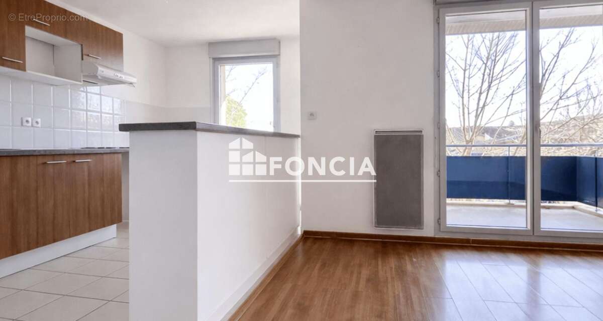 Appartement à LAUNAGUET