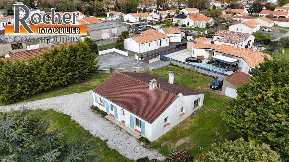 Maison à COMMEQUIERS