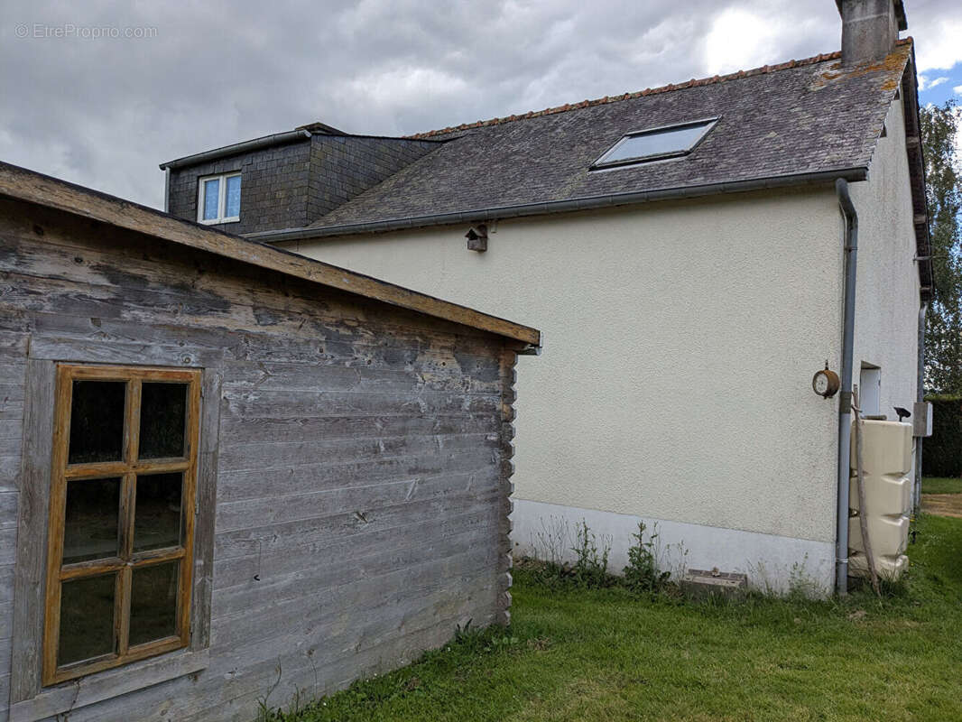 Maison à CARENTOIR