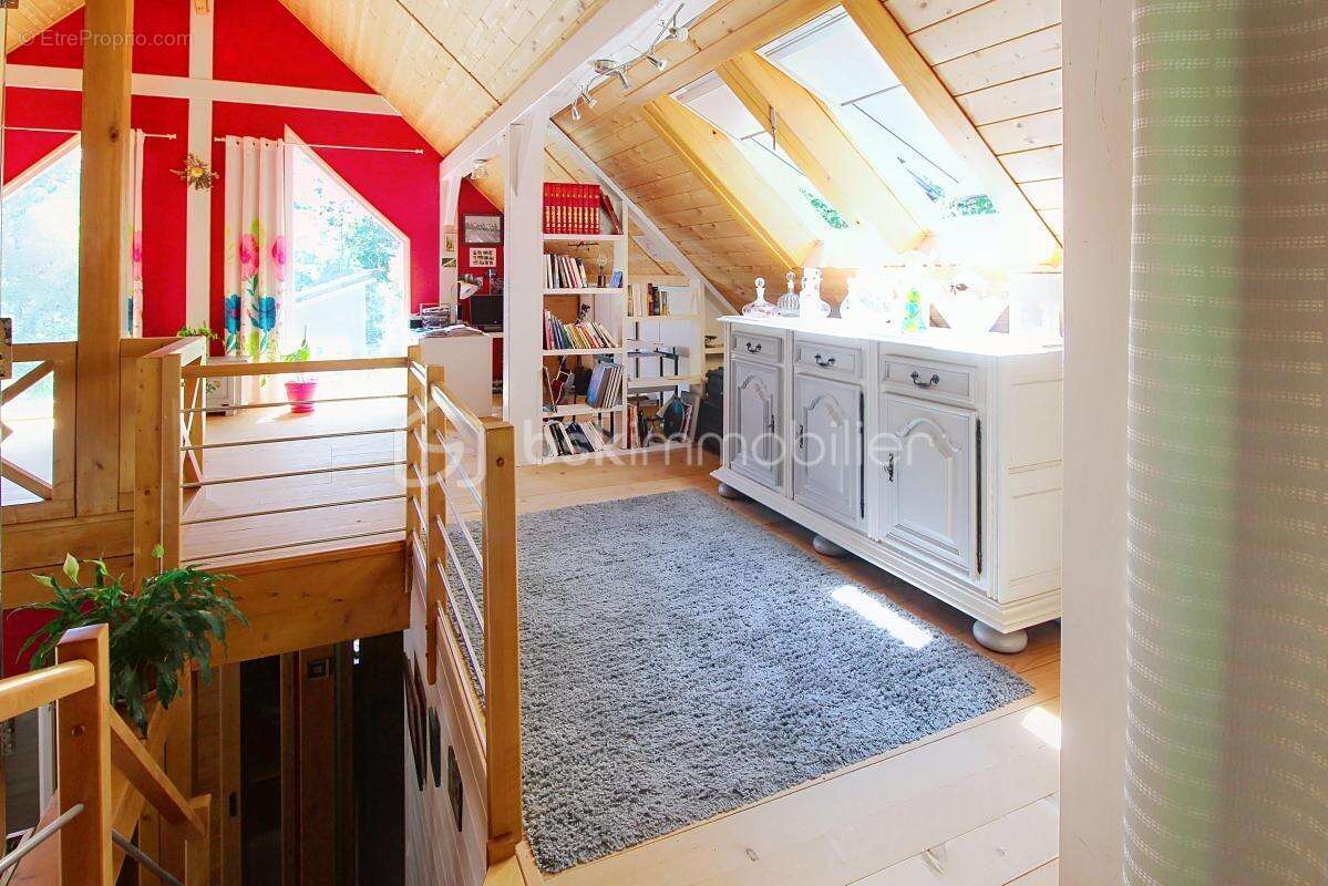 Maison à SAINT-JEAN-DU-BRUEL