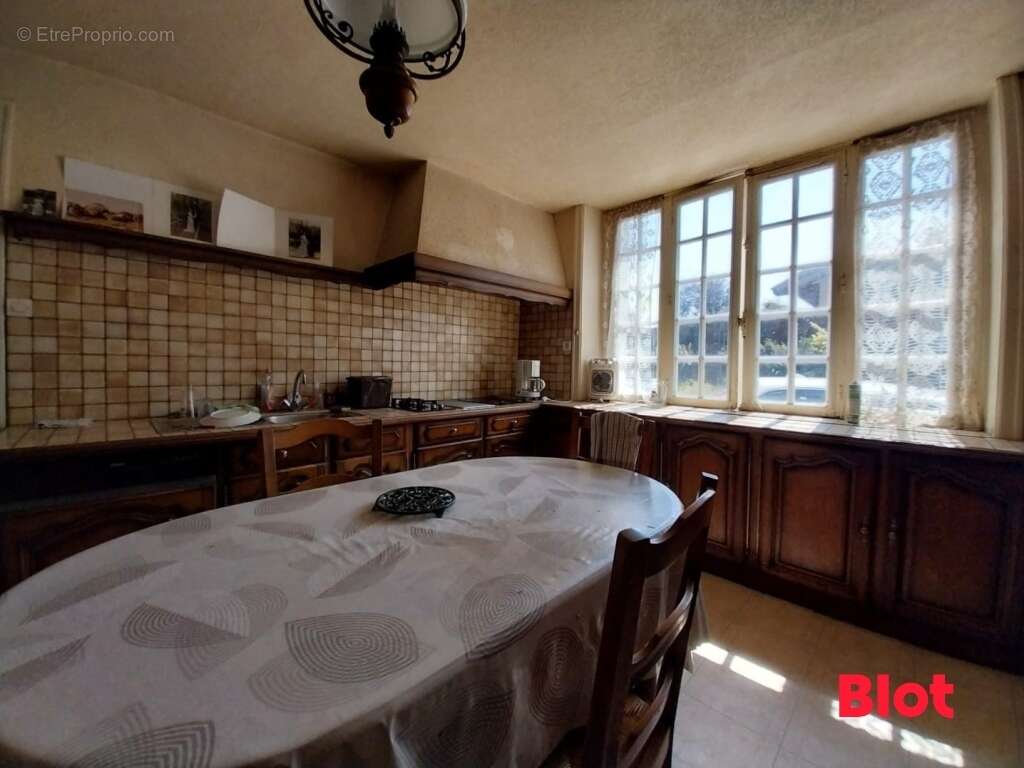 Maison à ERCE-EN-LAMEE