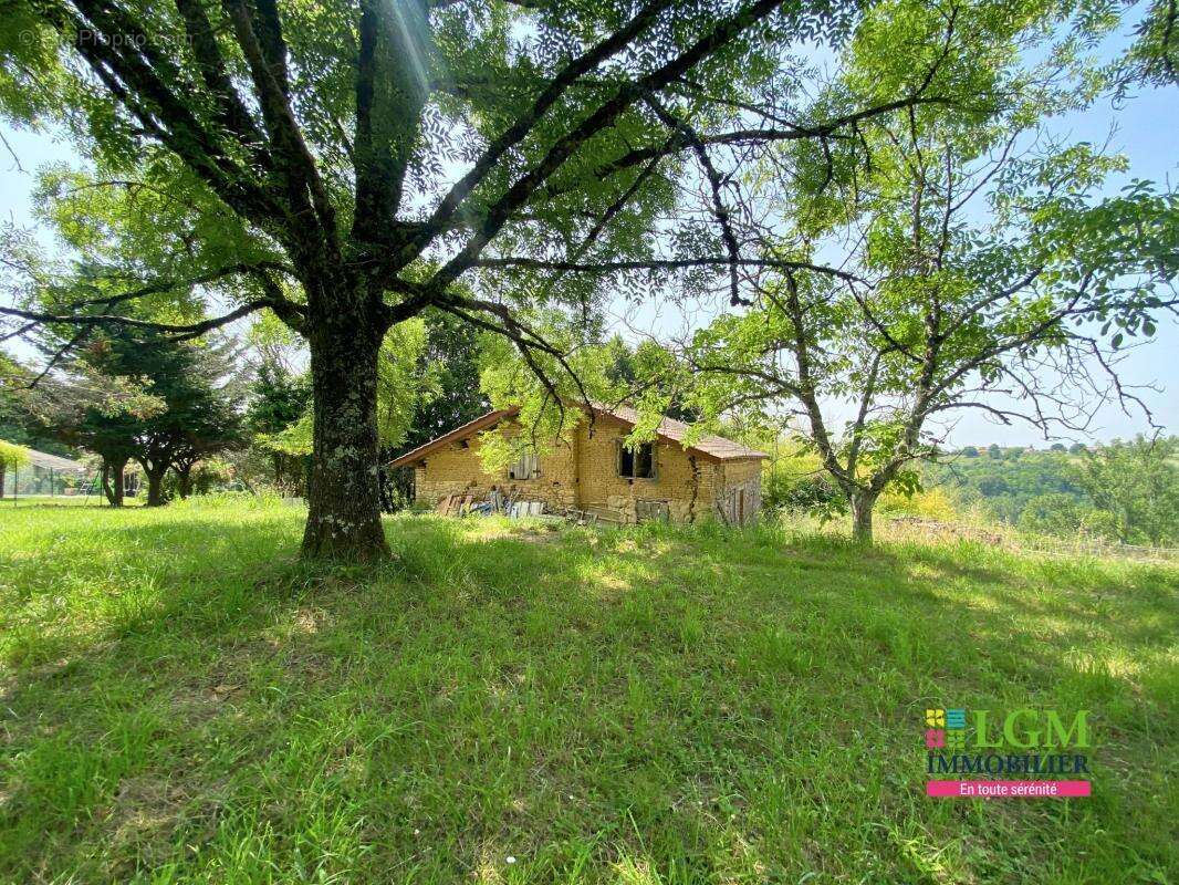 Maison à L&#039;HONOR-DE-COS