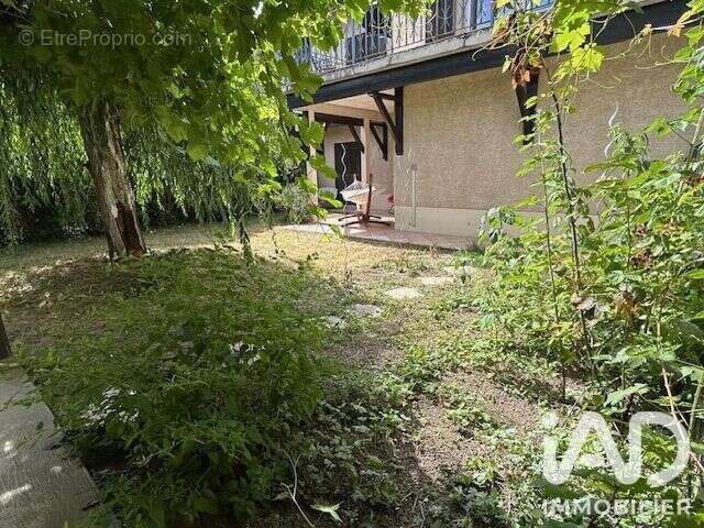 Maison 174 m² à Chalons-En-Champagne  - photo 2