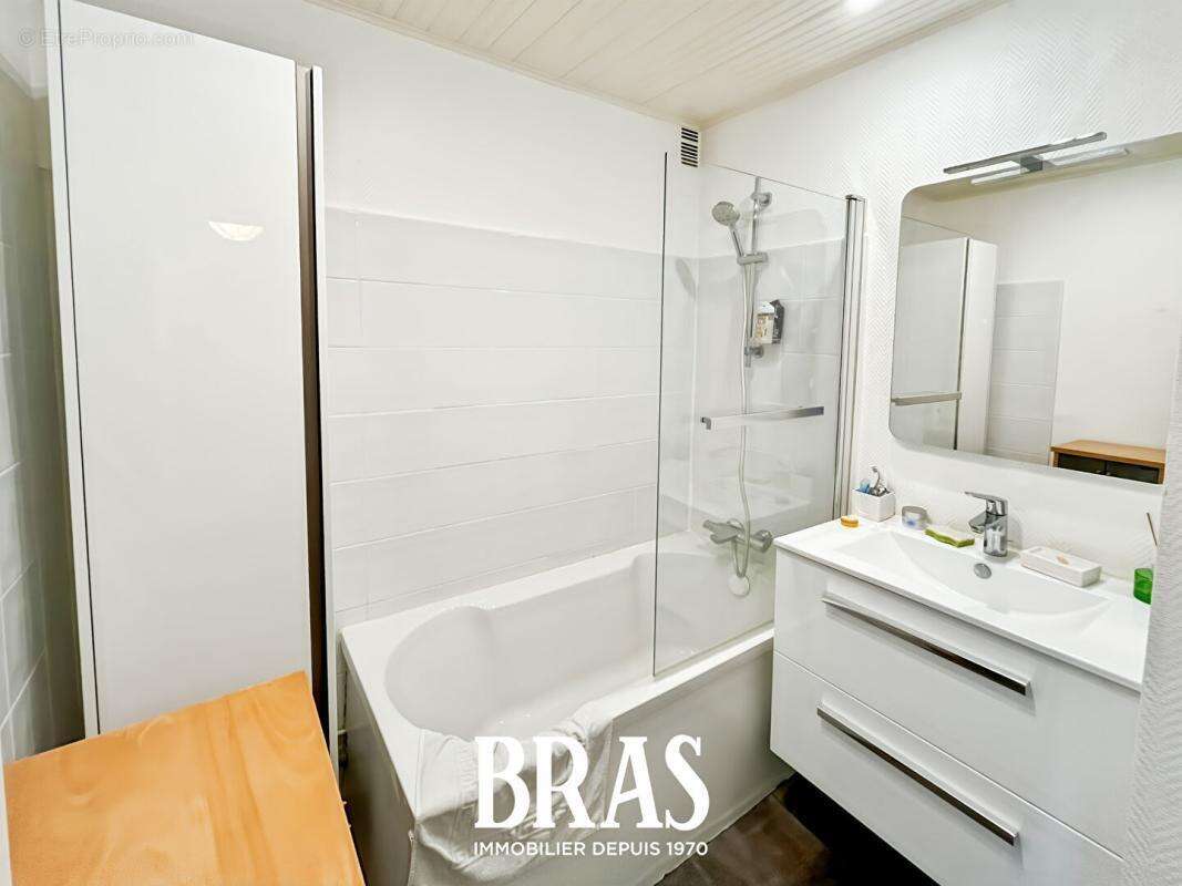 Appartement à LE POULIGUEN