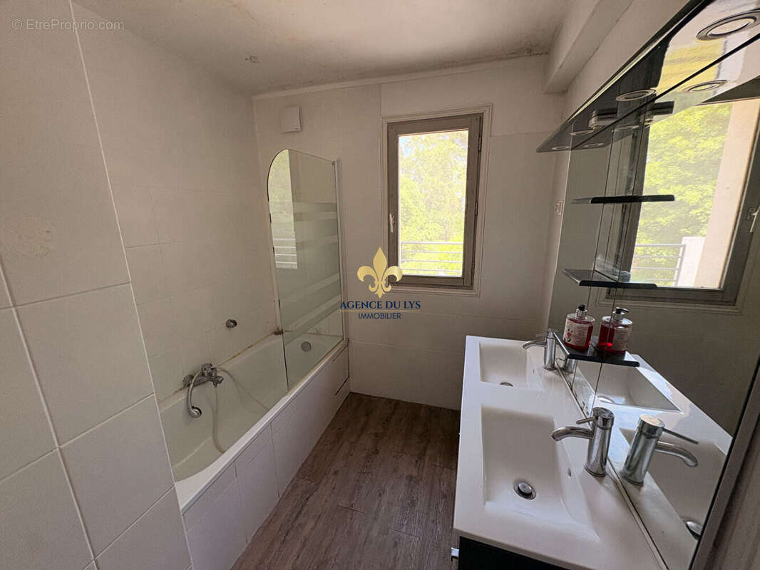 Appartement à GOUVIEUX