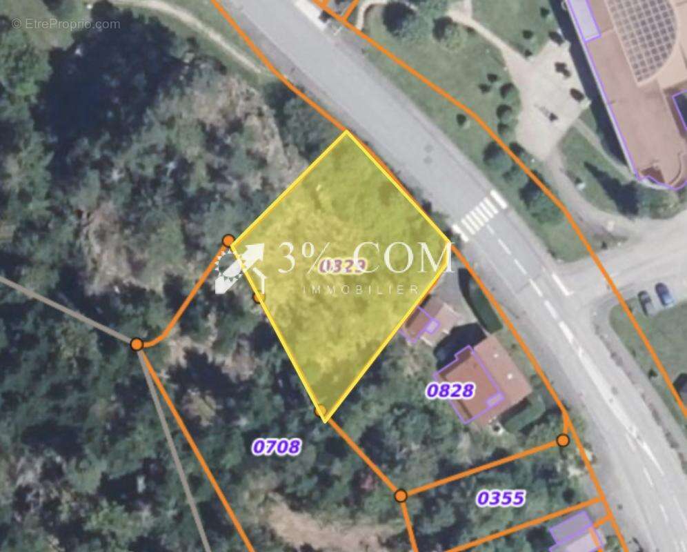 Terrain à SAINT-NABORD