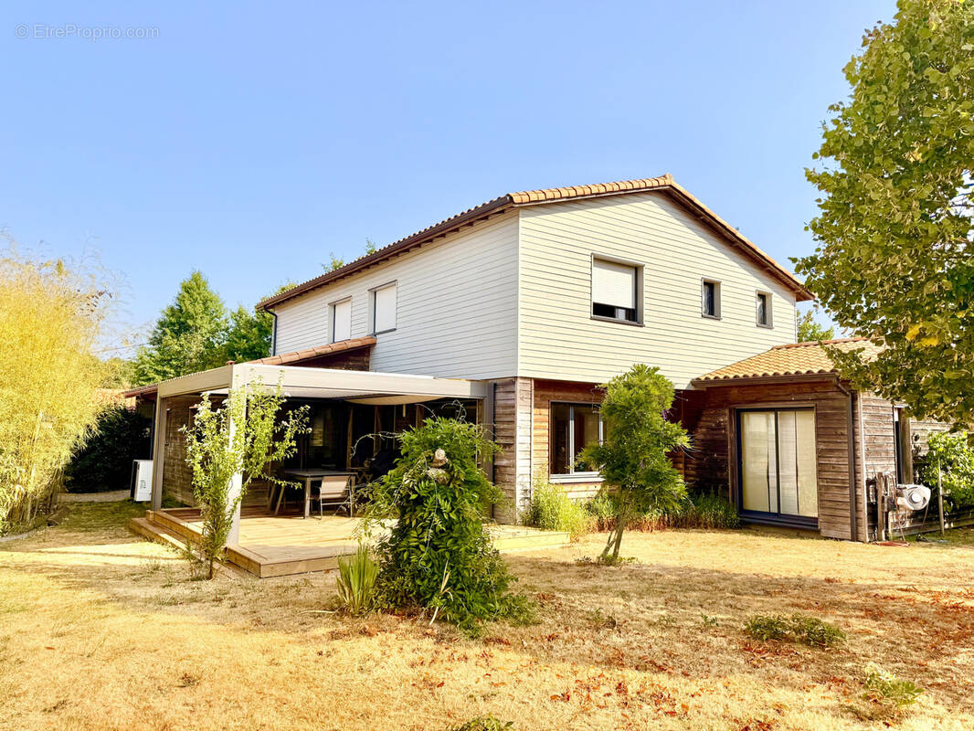 Maison à BOUAYE