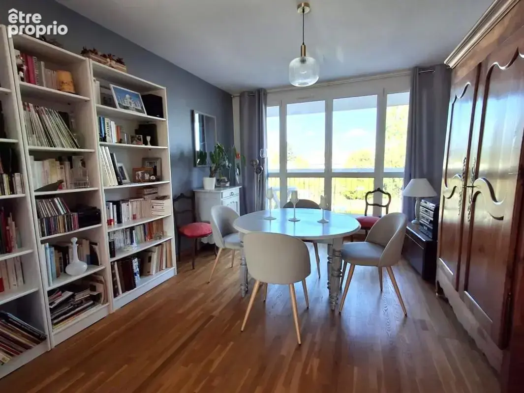 Appartement À Vendre - photo 3