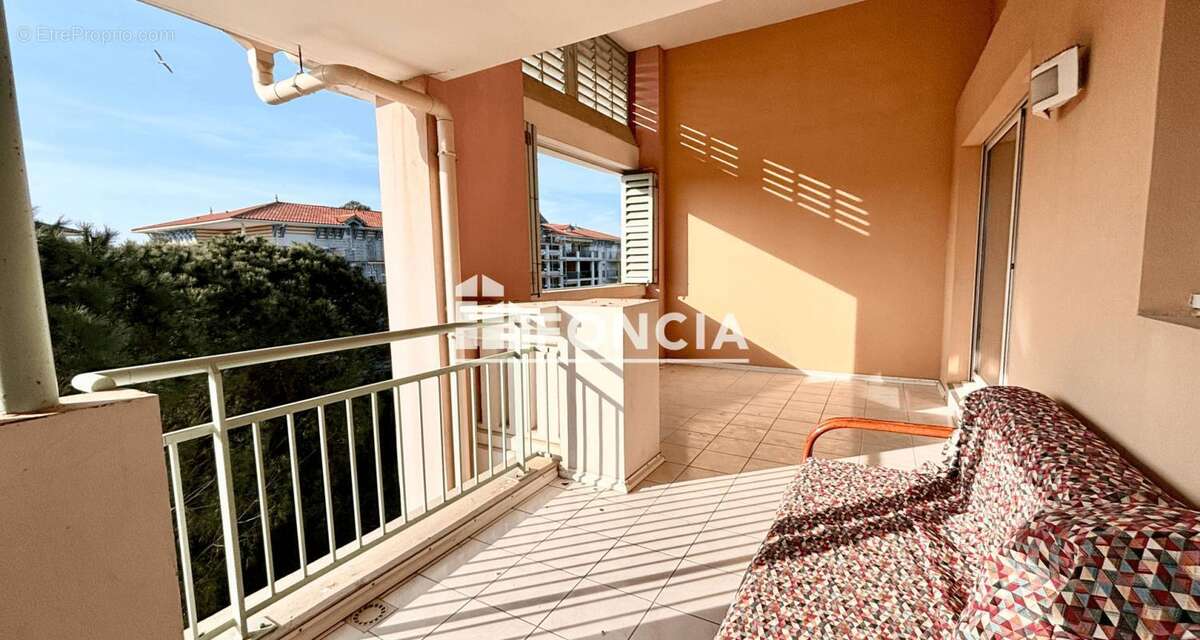 Appartement à FREJUS