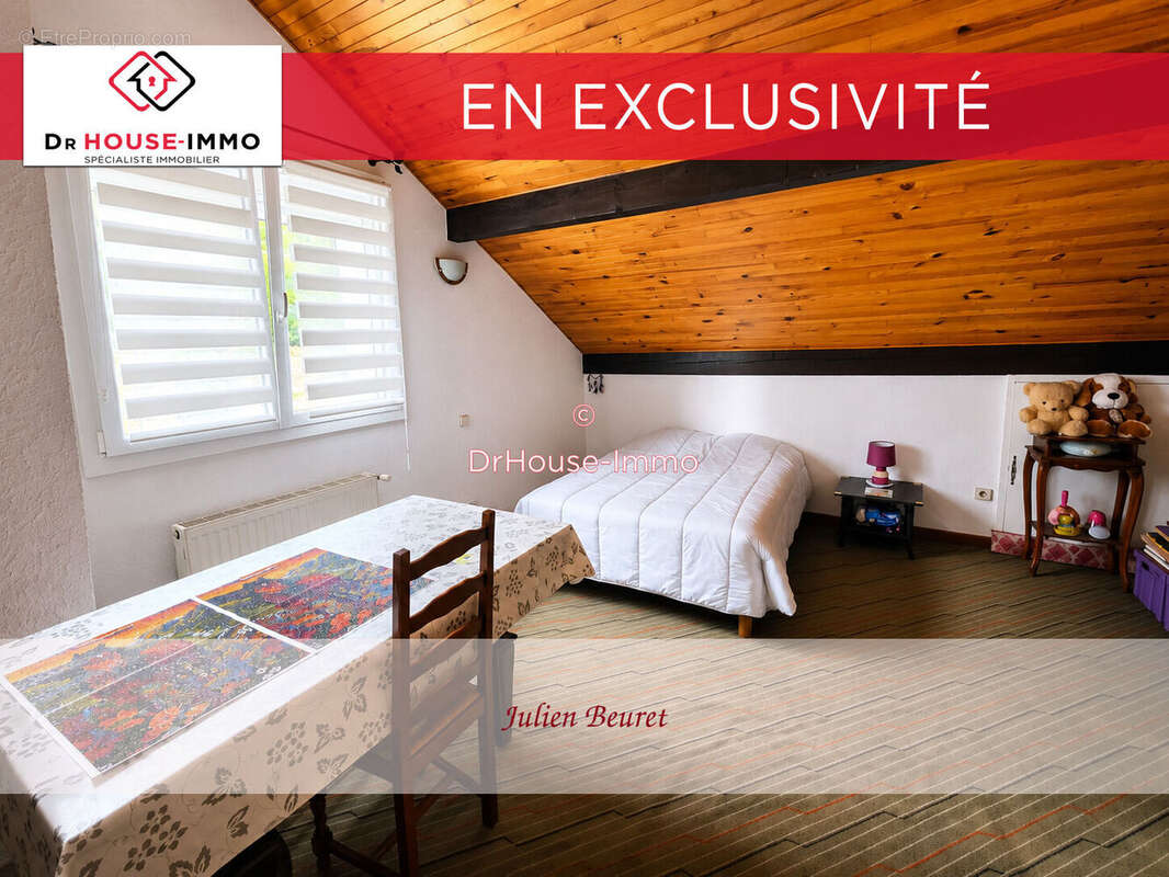 Maison 112 m² à Uzelle  - photo 21