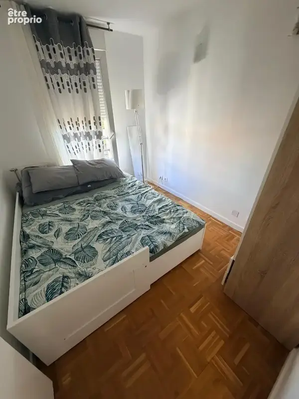 Appartement en dernier étage avec ascenseur, quartier calme et recherché - photo 7