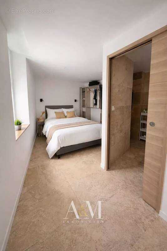 Appartement à ORNAISONS