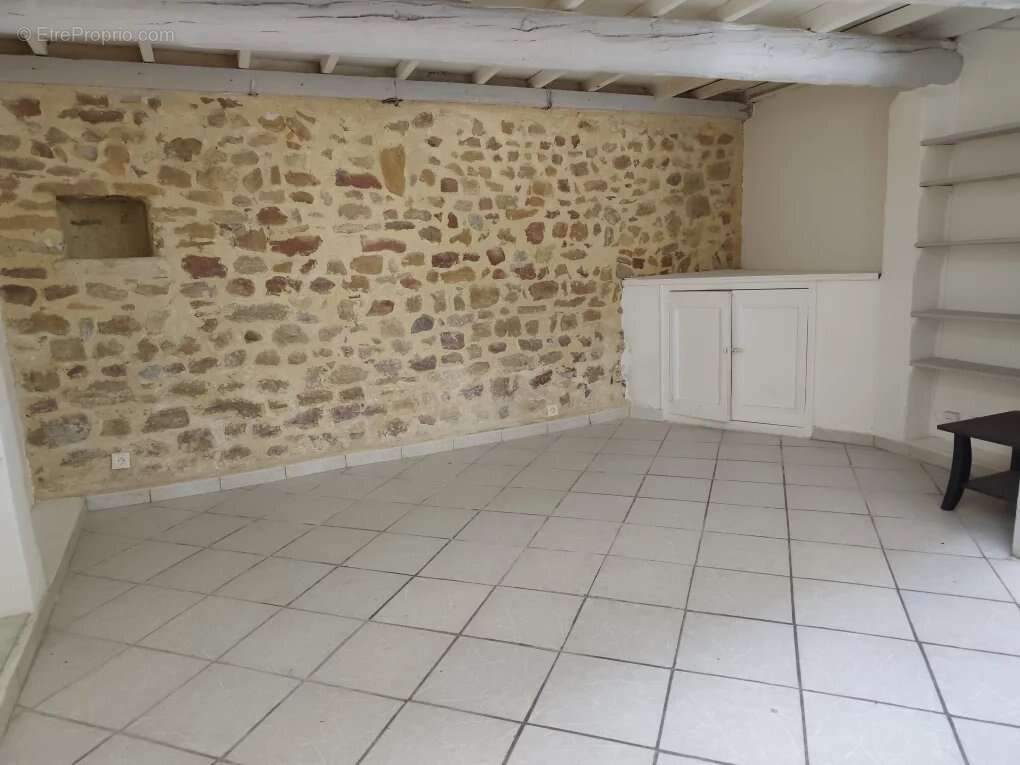 Maison à JONQUIERES