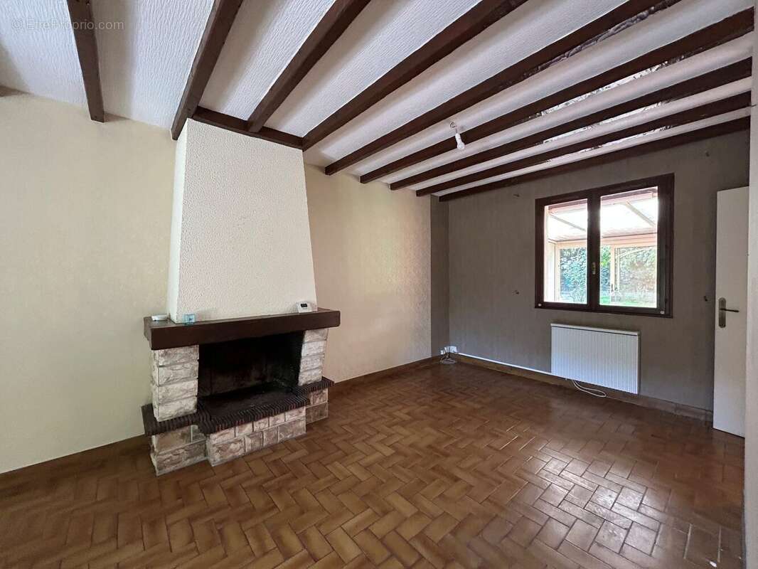 Maison à VERNEUIL-SUR-VIENNE