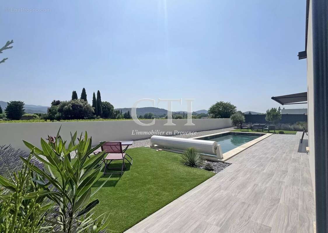 Maison à VAISON-LA-ROMAINE