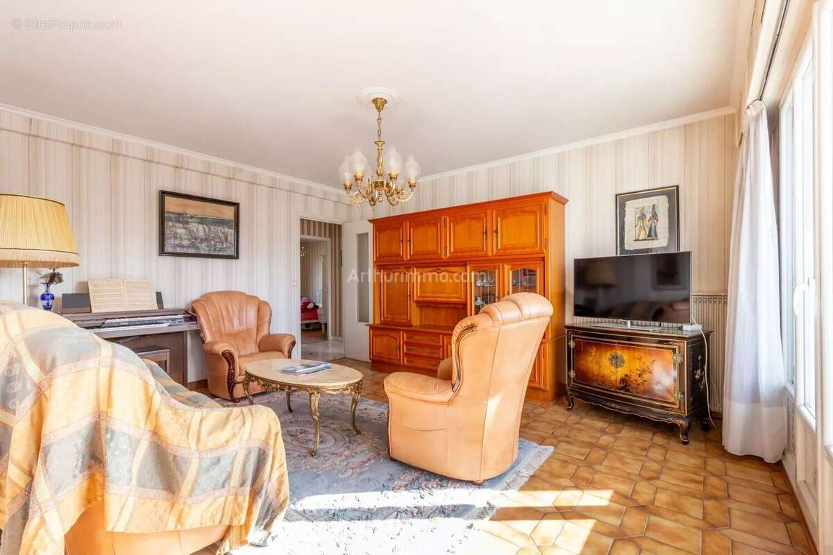 Appartement à THORIGNY-SUR-MARNE