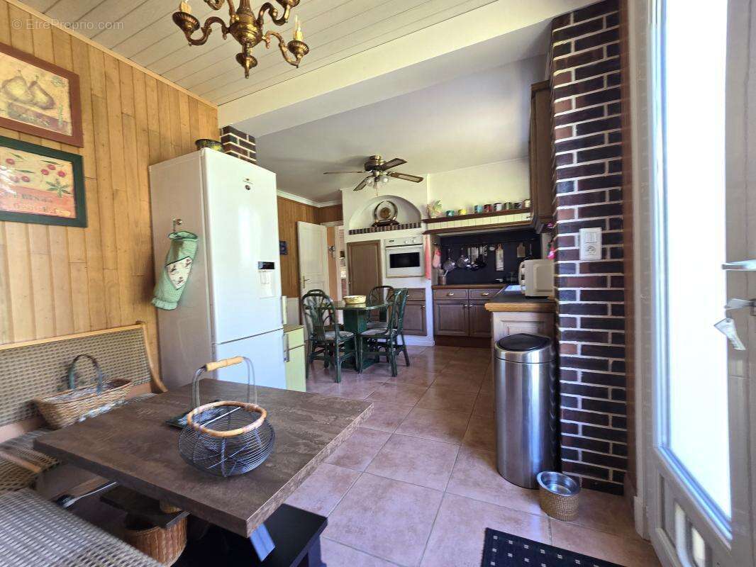 Maison à BAZAINVILLE