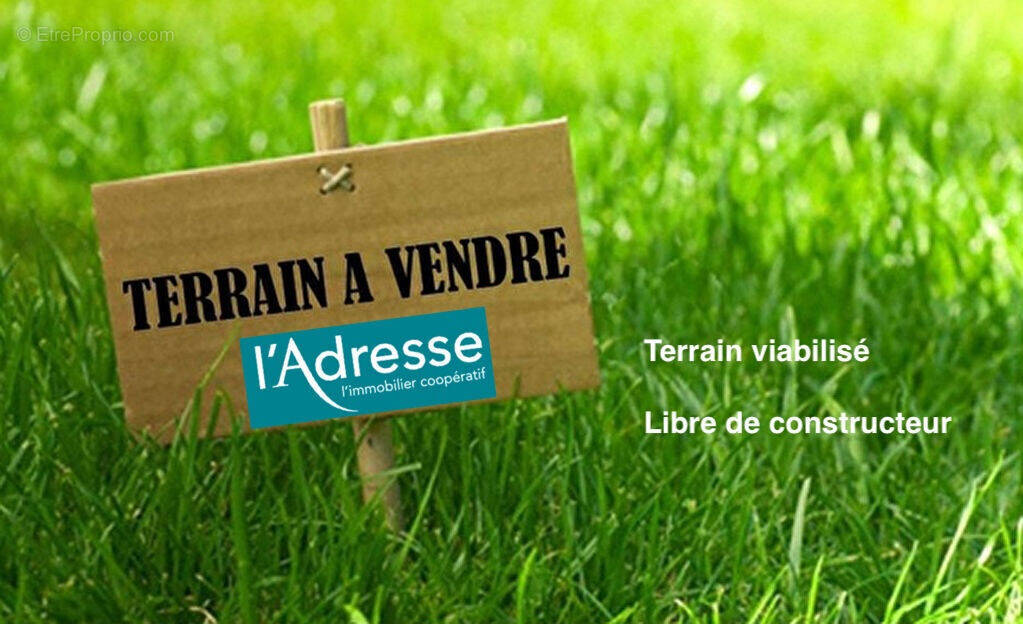 Terrain à CHAVAGNES-EN-PAILLERS