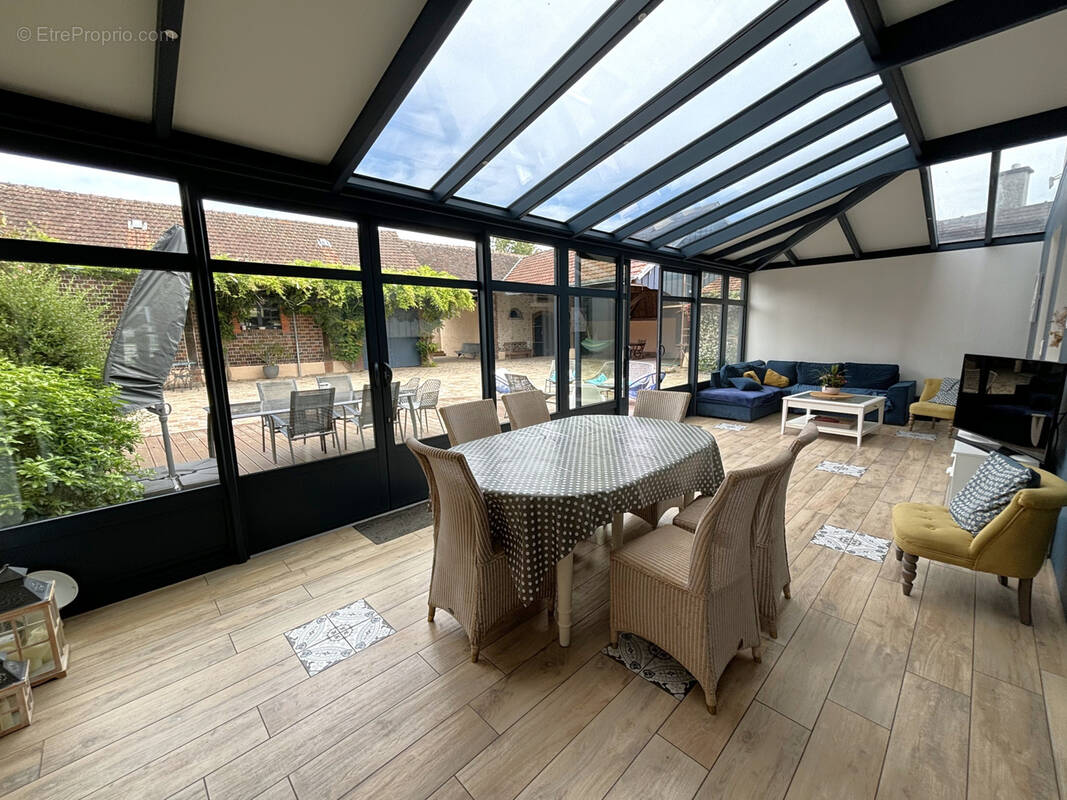 Maison à CHATEAUNEUF-EN-THYMERAIS