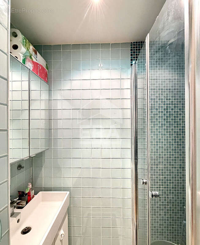 Appartement à LEVALLOIS-PERRET