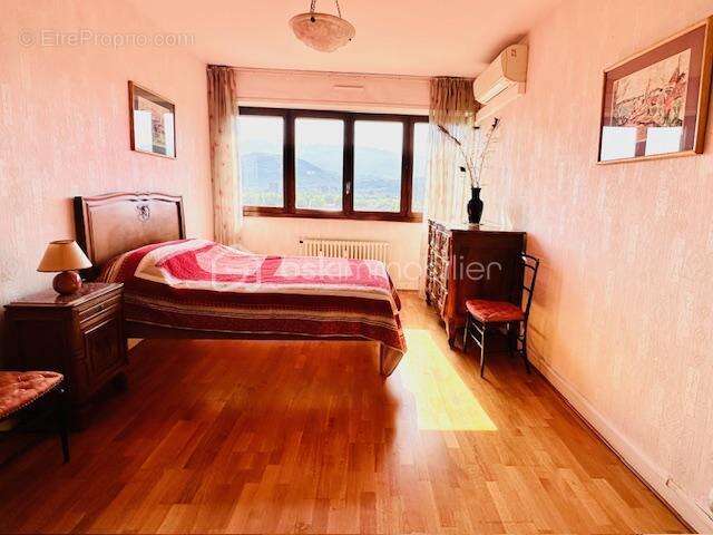 Appartement à ECHIROLLES