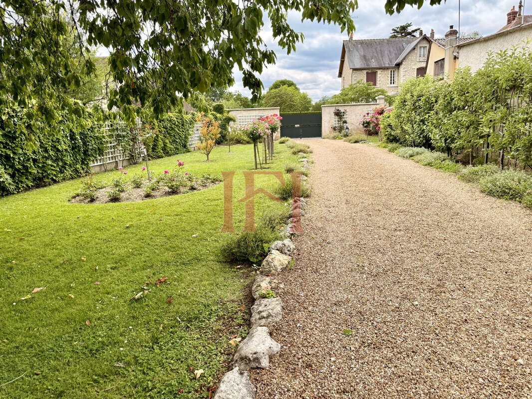 Maison à CLOYES-SUR-LE-LOIR
