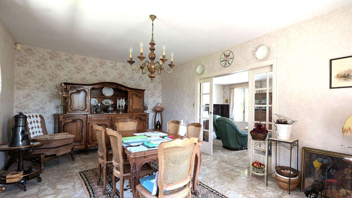 Maison à CUISEAUX