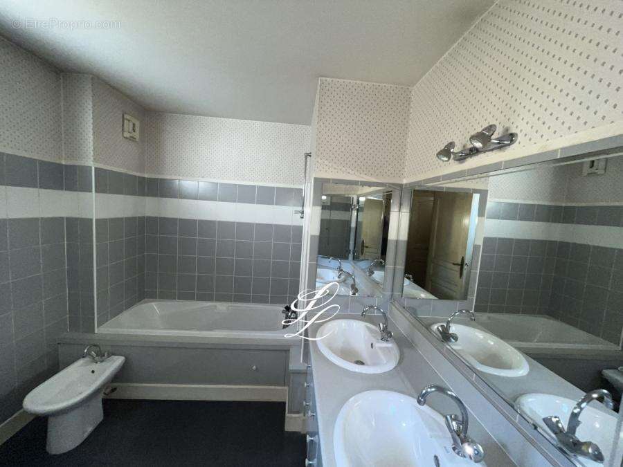 Appartement 136 m² à Le Mans  - photo 12