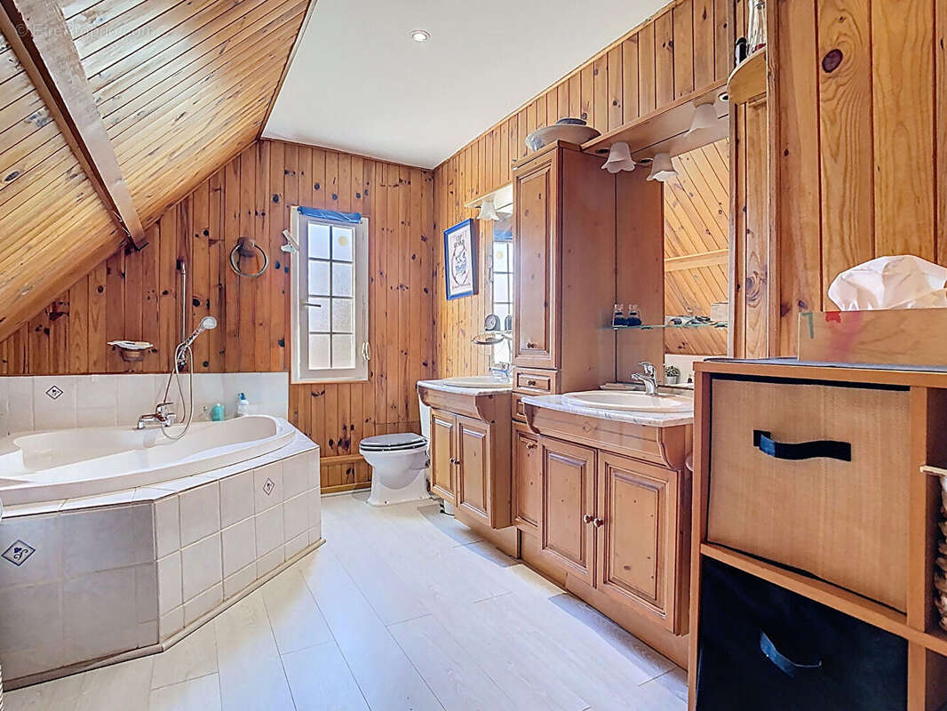 Maison à JOUE-LES-TOURS