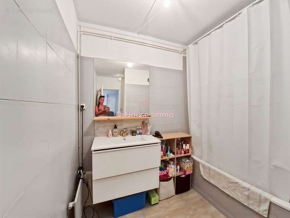 Appartement 78 m² à Firminy  - photo 8