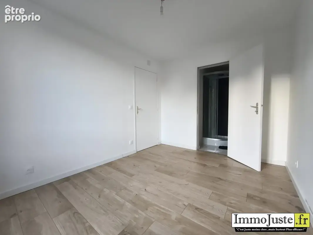 Appartement 2 pièces 33 m² à vendre à Rambouillet (78120) - photo 4
