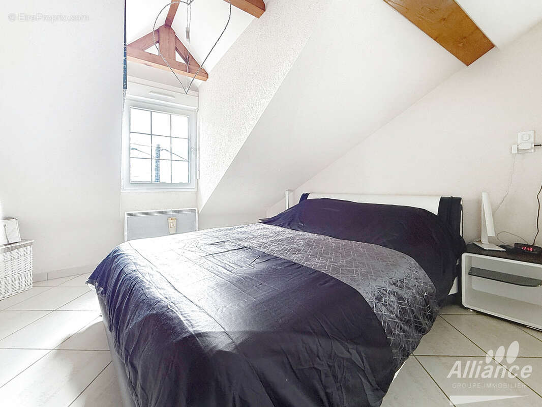 A VENDRE - Bel appartement T3 entièrement rénové. - photo 4