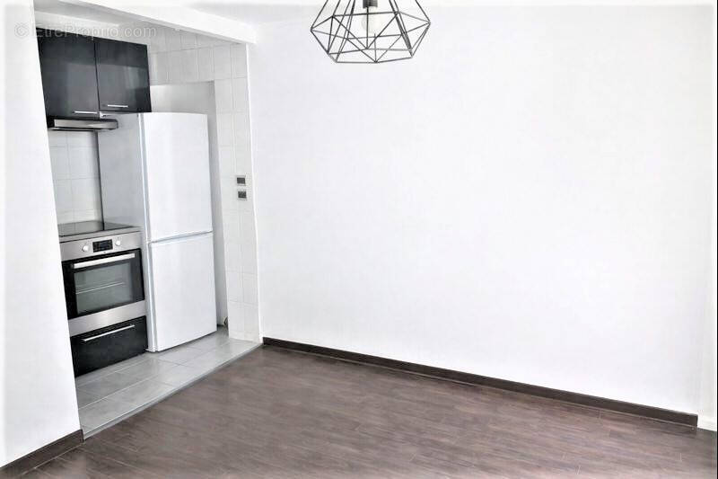 Appartement à LA GARENNE-COLOMBES