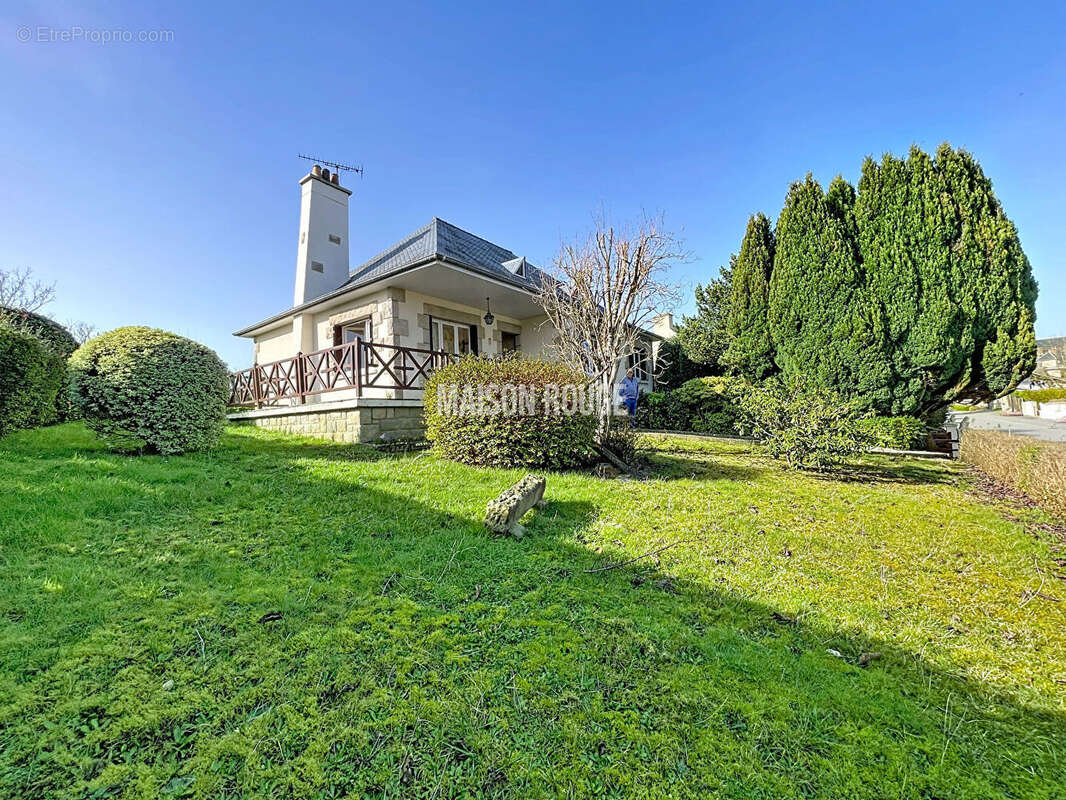 Maison à MINIAC-MORVAN