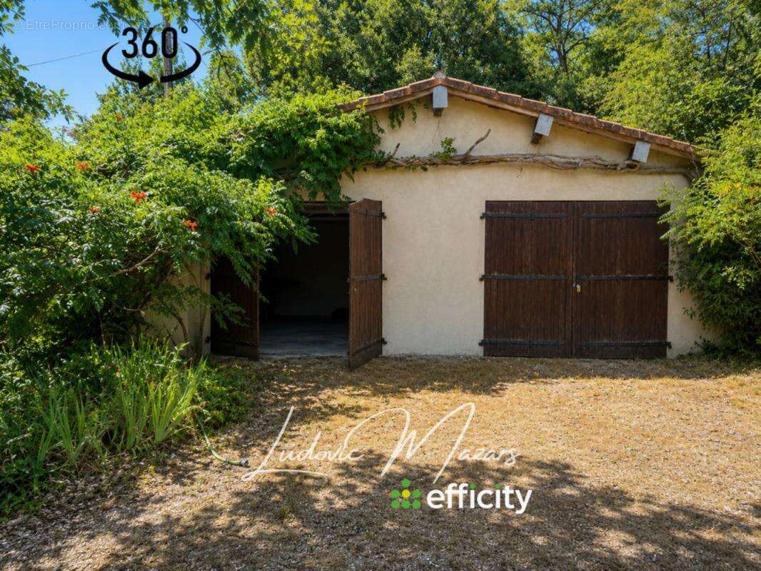 Maison 215 m² à Moissac  - photo 17