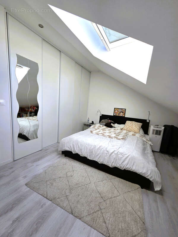 Maison à SAVIGNY-SUR-ORGE