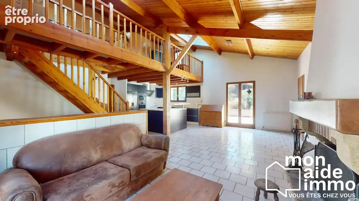Maison 5 pièces 129 m² à vendre à Fargues-Saint-Hilaire (33370) - photo 7