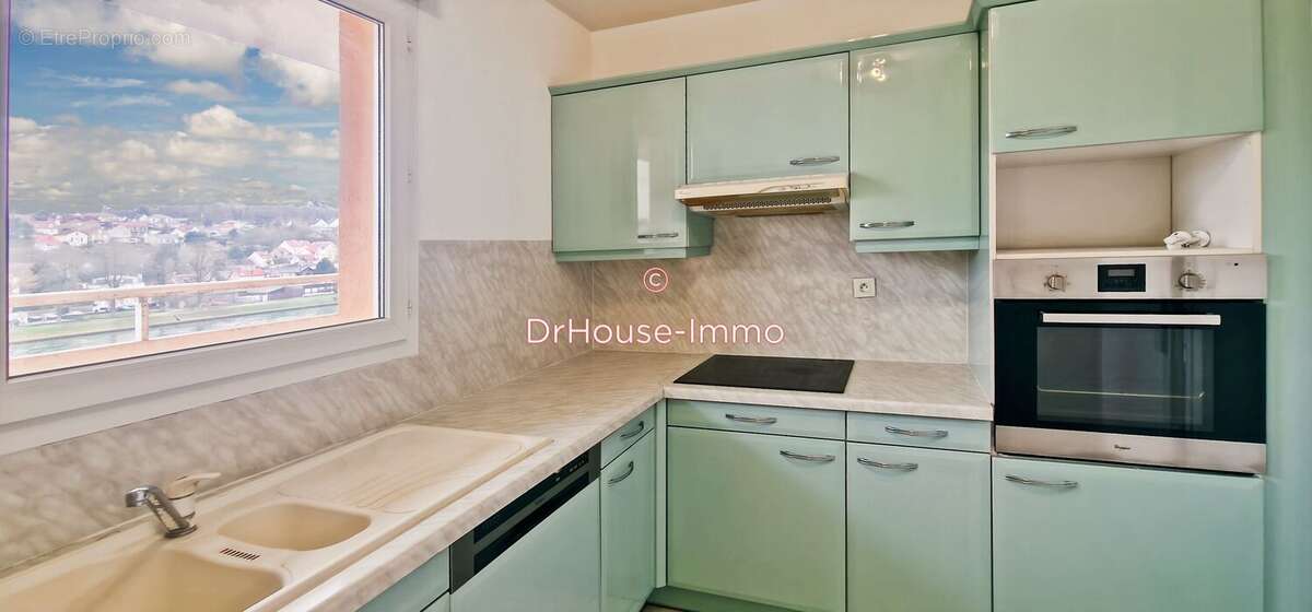 Appartement à CORBEIL-ESSONNES