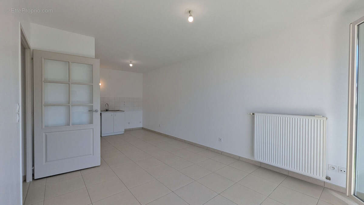 SEYNOD - T3 avec balcon - photo 3