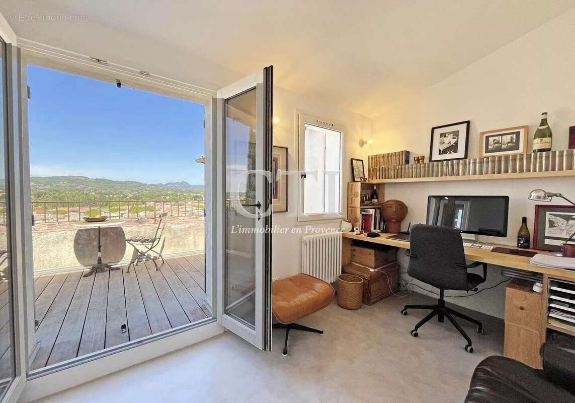 Maison à VAISON-LA-ROMAINE