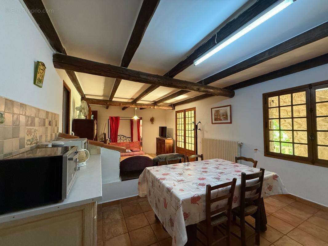 Maison à SAINT-ALBAN-AURIOLLES