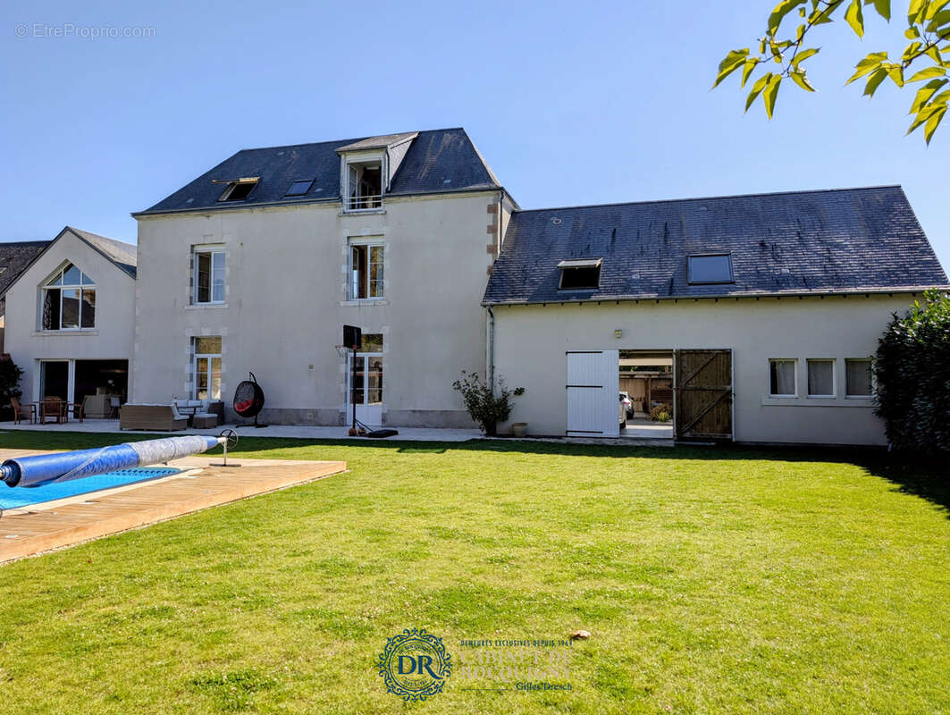 Maison à SAINT-JEAN-DE-BRAYE