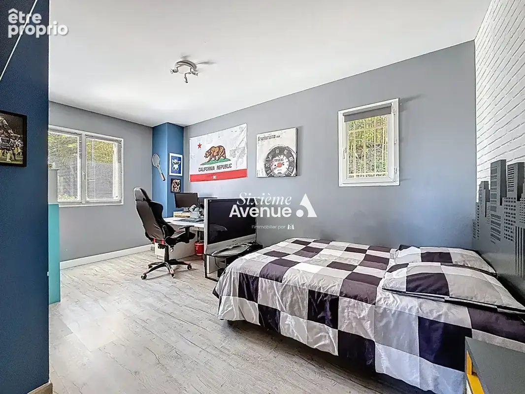 A vendre à Grasse Saint Antoine Maison 6 Pièces de148m² avec jardin, piscine et garage. - photo 8