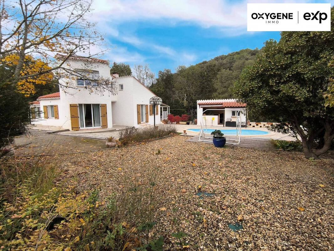 Maison à REYNES