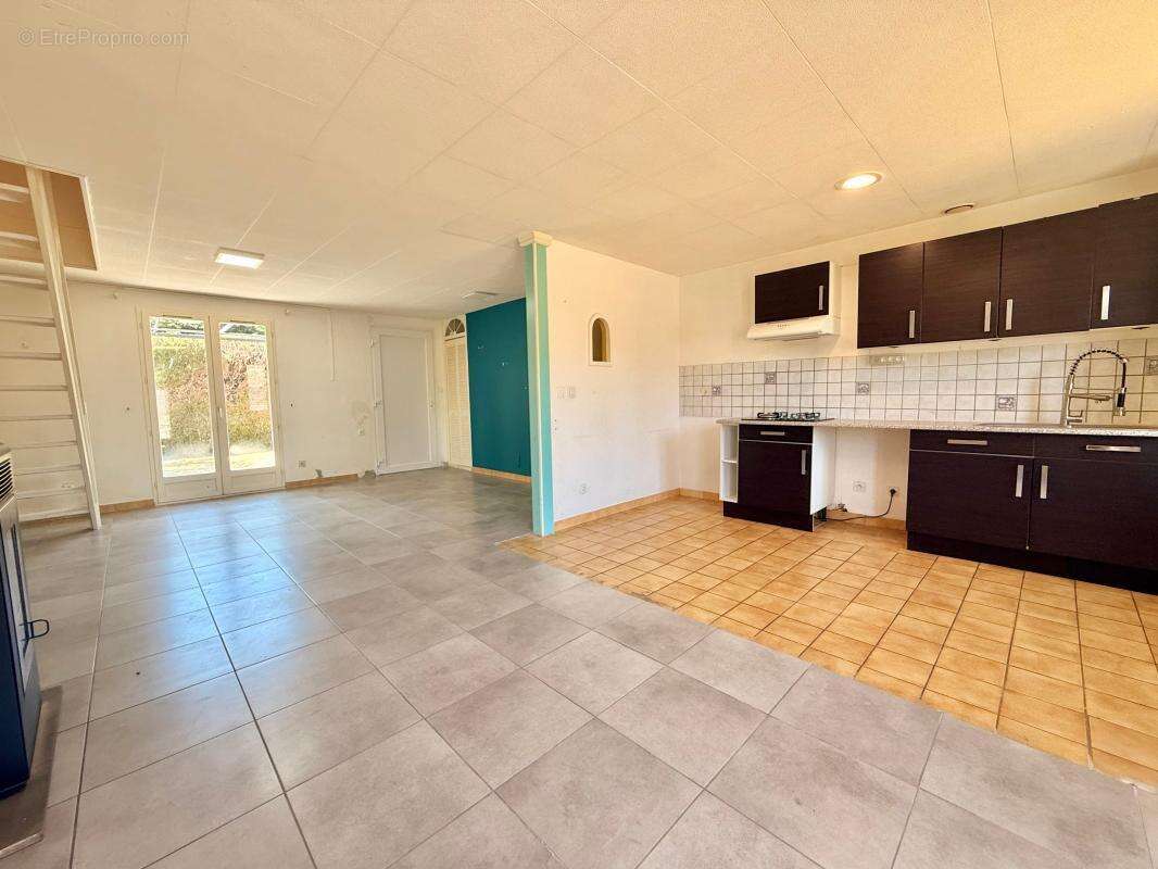 Maison 4 chambres 108m² - photo 2