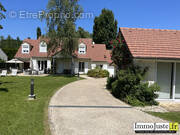 Maison à LE PERRAY-EN-YVELINES