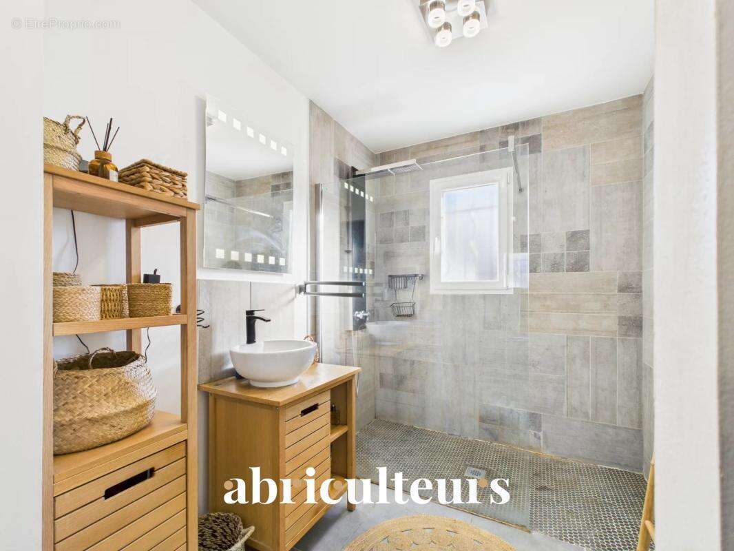 Villa contemporaine d’exception avec piscine chauffée en vente à 3 km de Calvisson (30114) - photo 14